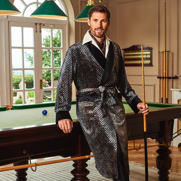 MR.HEFNER ROBE PEWTER